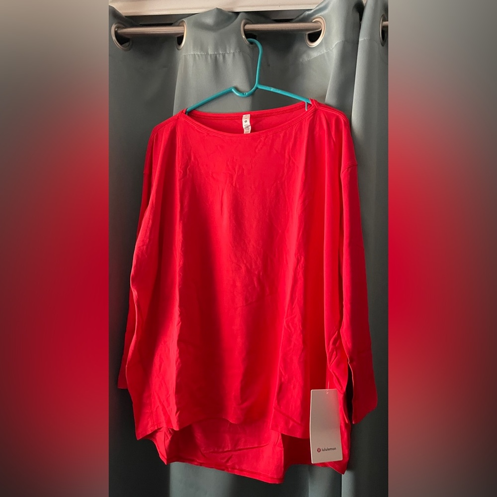 Back In Action Nulu top new with tags in Love Red ❤️